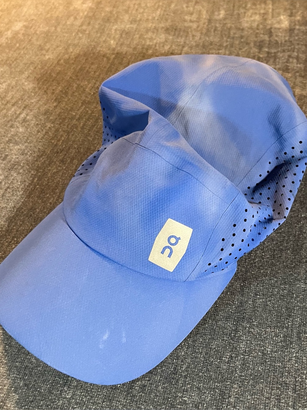On Cloud Running Hat Adjustable On Cap Unisex Indigo Blue Lightweight 2UE3075